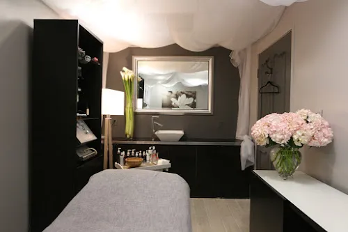 6 - Bling Lash Beauty