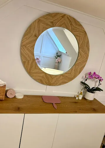 7 - Blond & Beyond Hair Salon