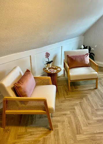 6 - Blond & Beyond Hair Salon