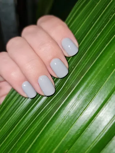 5 - Blond Venus Fryzjer Damski