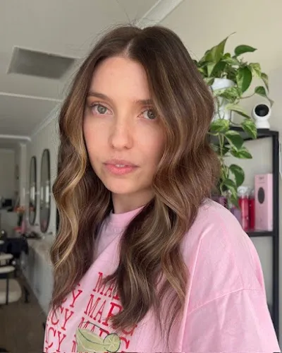 3 - BLOOM. Hair Studio