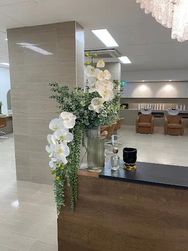 3 - Bobs Mens Hair Stylists