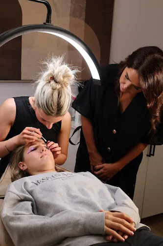 8 - BodyWorks Spa Sublime