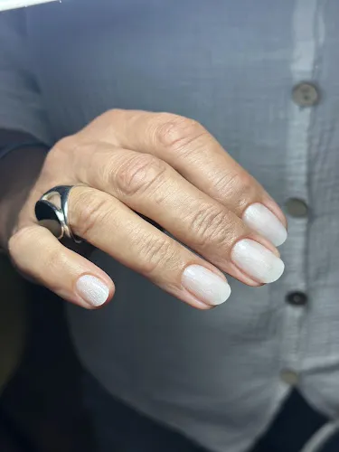 6 - Bogna Hair Design