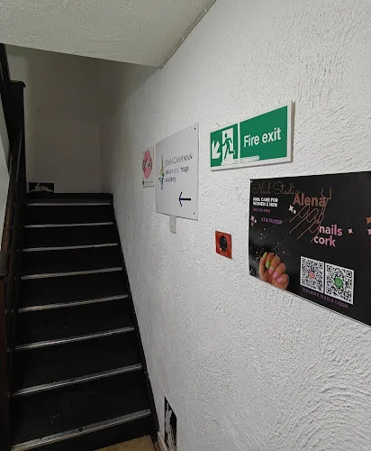 5 - Bridge Street Salon