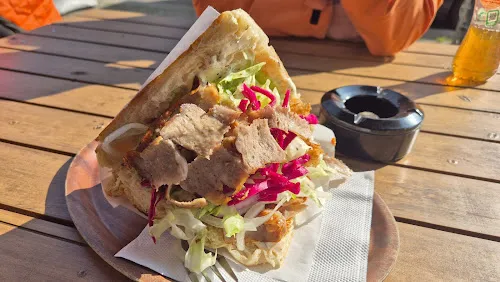 4 - Brunnen Dönerhaus