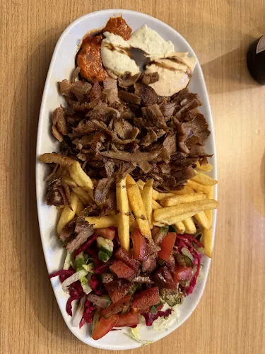 3 - Brunnen Dönerhaus