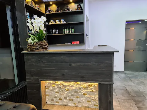 8 - Buraks Barber& Beauty