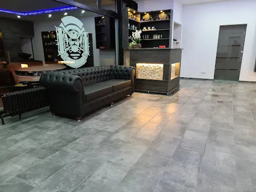 7 - Buraks Barber& Beauty