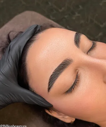 4 - BY BEAUTY FEE # Algenpeeling # Mikrodermabrasion # Anti Aging Spezialbehandlung # Hot Stone Massage