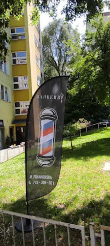 1 - California. Salon fryzjerski. Grabowska E.