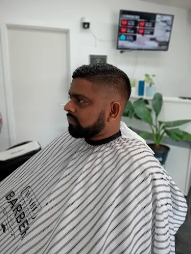 8 - Candys Hair Design