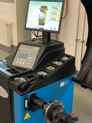 4 - Car Service Rosch