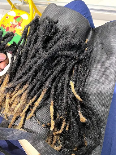 8 - Carolines Nail & Beauty Salon