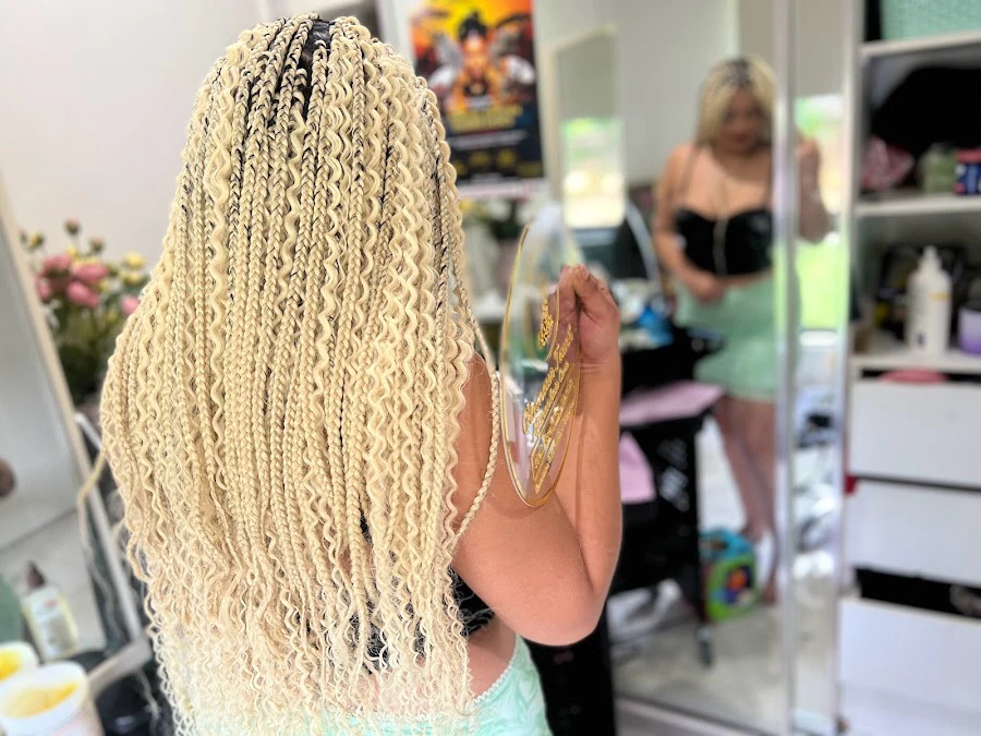 1 - Carolines Nail & Beauty Salon