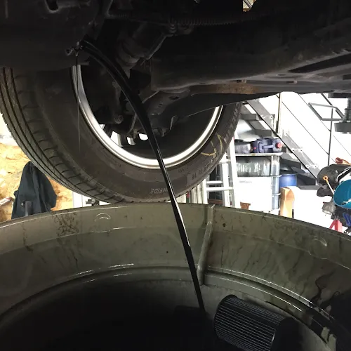 6 - Carrepair Automotive Service