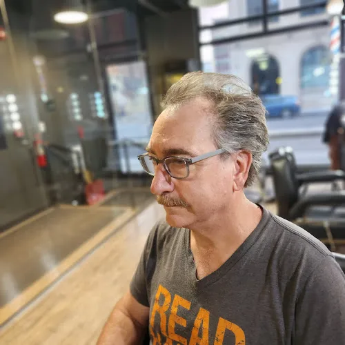 6 - Cavalier and Textur Hair Design