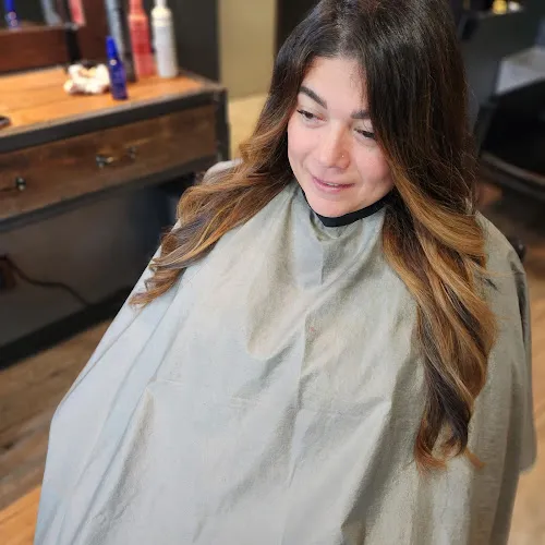 7 - Cavalier and Textur Hair Design