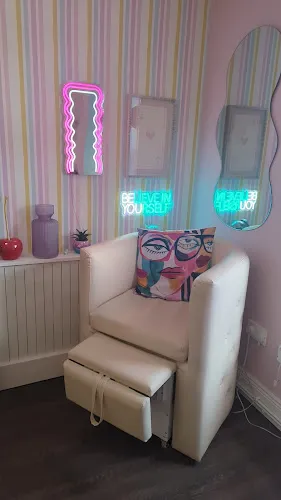 4 - CC The Beauty Rooms