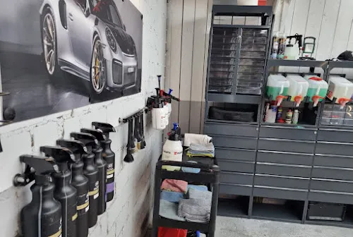 1 - CCA Autoglas Service & Fahrzeugaufbereitung