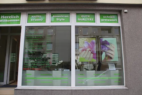 5 - Cevin Dufen hair & make up artist