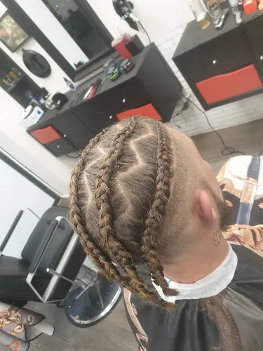 4 - Charisma Haarverzorging