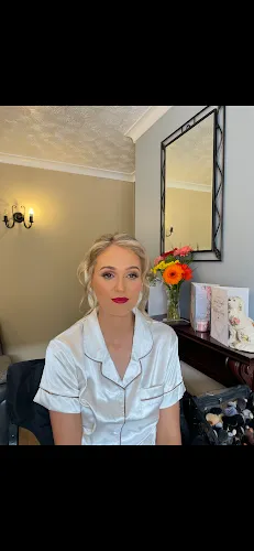 1 - Charlene Green Makeup and Phi Brows