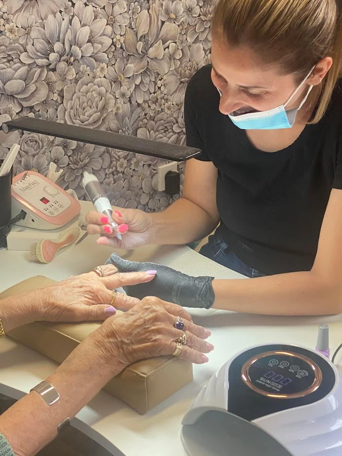 1 - Charlie`s Studio