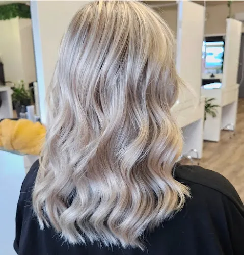 8 - Chea Beau Hair & Body