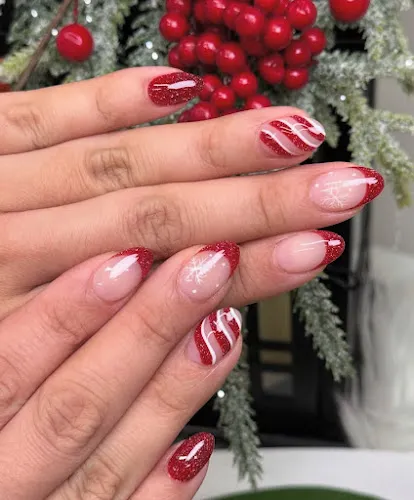 7 - Chi Chi Nail & Spa