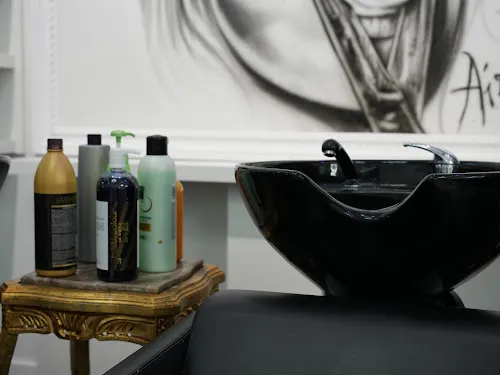 6 - Chia Beauty Salon