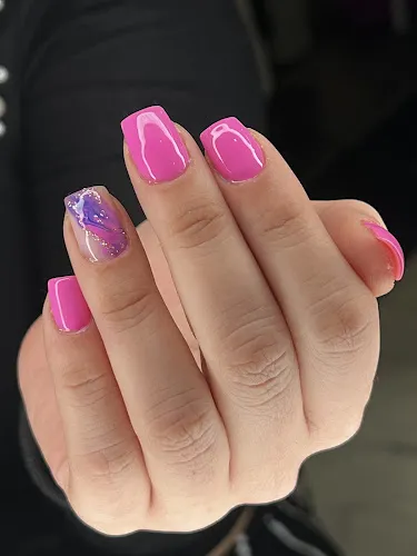 5 - Chia Beauty Salon