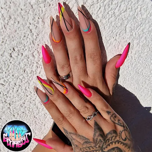 8 - Chic genagelt by Carina