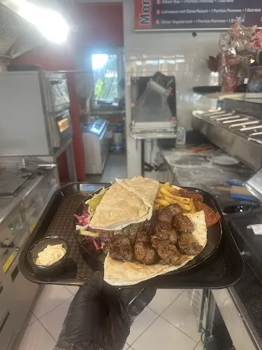 6 - China Imbiss Bambus Garden