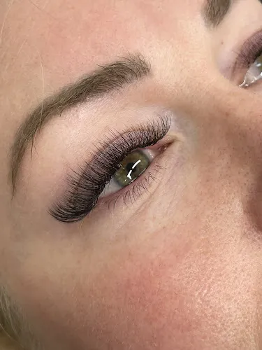 2 - Chloe Finch Hair