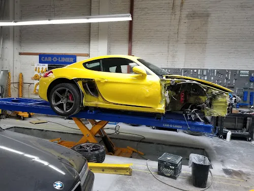 6 - Chows Automotive Inc