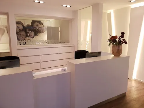 2 - Christian Hoch Augenarzt