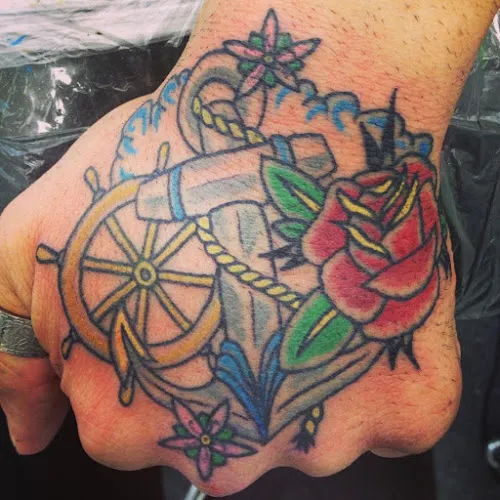 6 - Cin & Sar Hair Studio