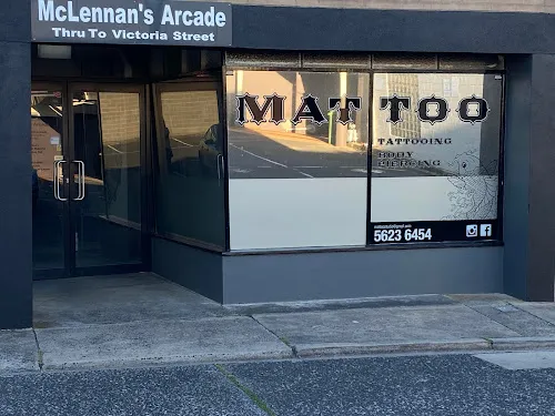 2 - Cin & Sar Hair Studio