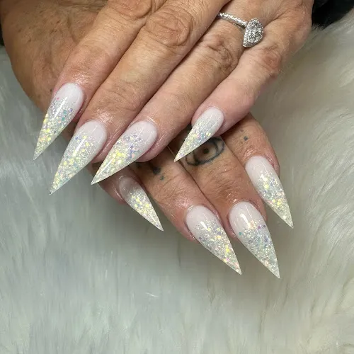 3 - Cindy nails