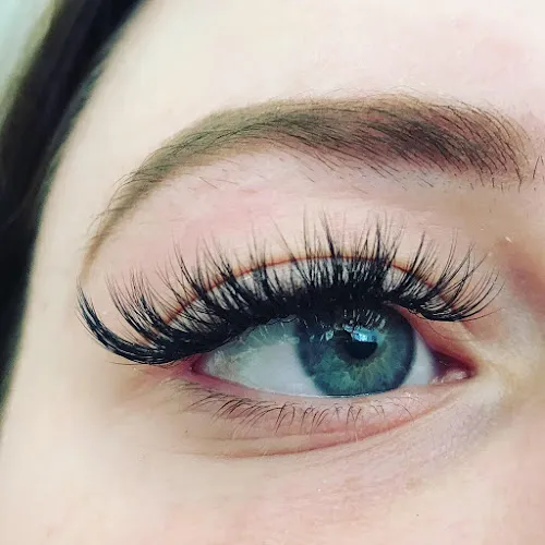 7 - Cindy Nails & Beauty