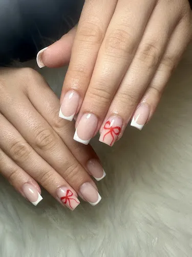 2 - Cindy nails