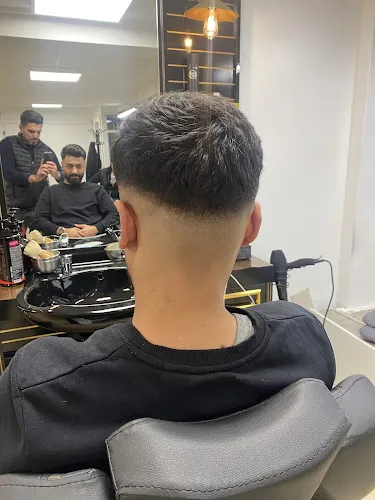 8 - City Friseur Celebi