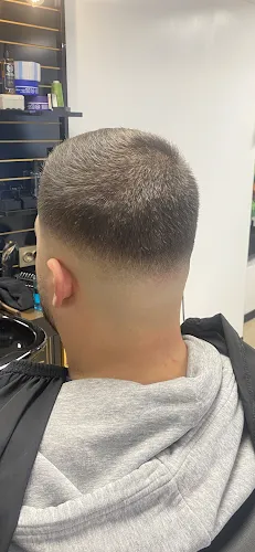 3 - City Friseur Celebi