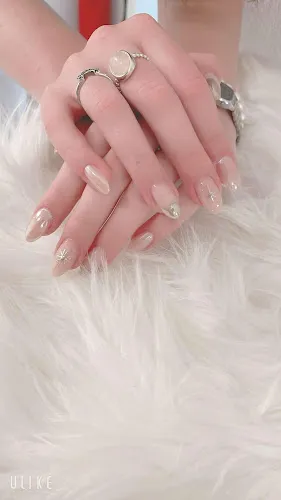 4 - CJ Nails & Beauty