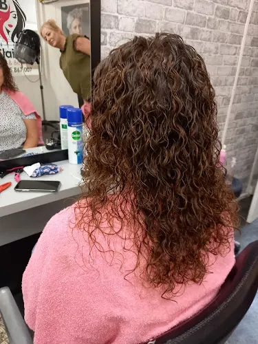 6 - Claires Hairdressing