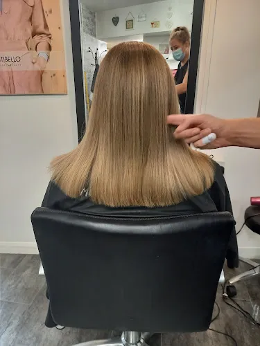 5 - Claires Hairdressing