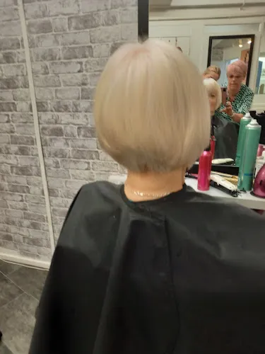 4 - Claires Hairdressing