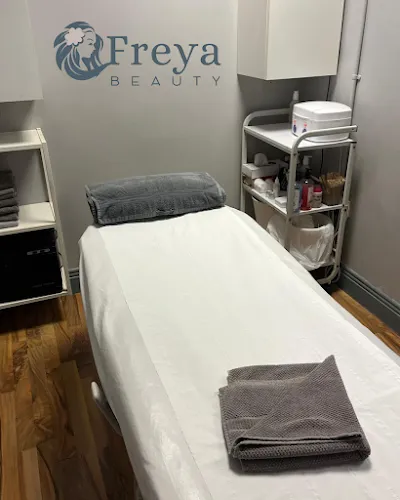 6 - Clarabelle hair and beauty boutique