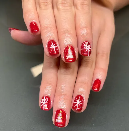 4 - Clare’s Beauty Box